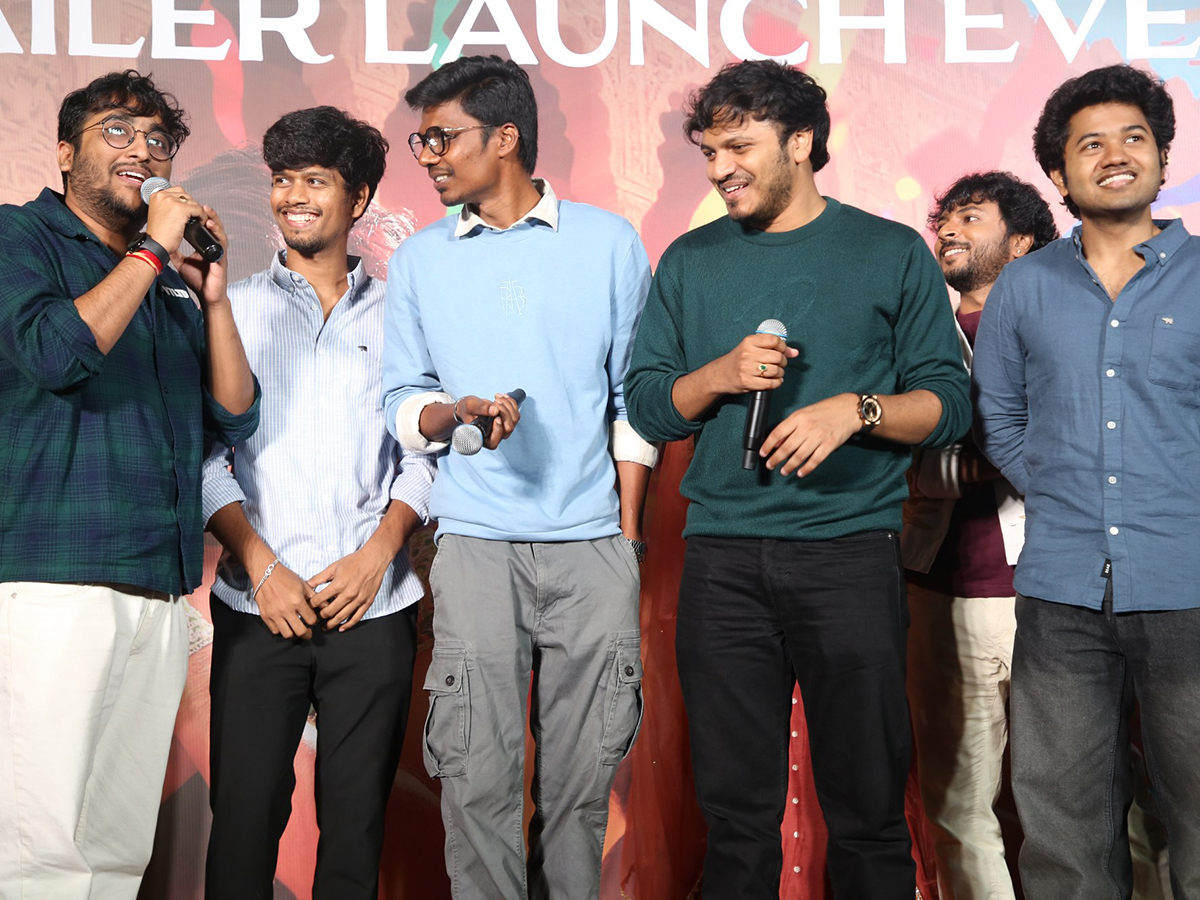 Mithra_20Mandali_20Trailer_20Launch_20Event_20Photos__20_289_29.jpg 9