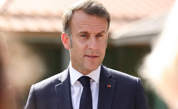 macron.jpg