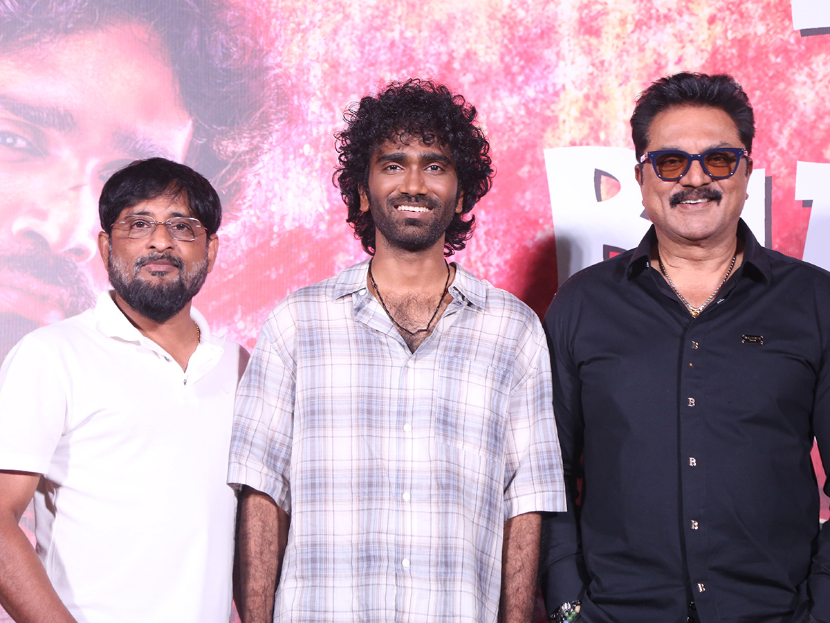 Pradeep_20Ranganathan_20DUDE_20Movie_20Trailer_20Launch_20Event_20Photos__20_2810_29.jpg 10