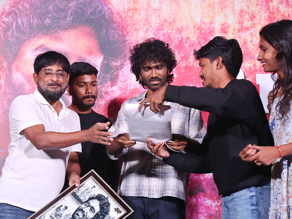 Pradeep_20Ranganathan_20DUDE_20Movie_20Trailer_20Launch_20Event_20Photos__20_2818_29.jpg 18