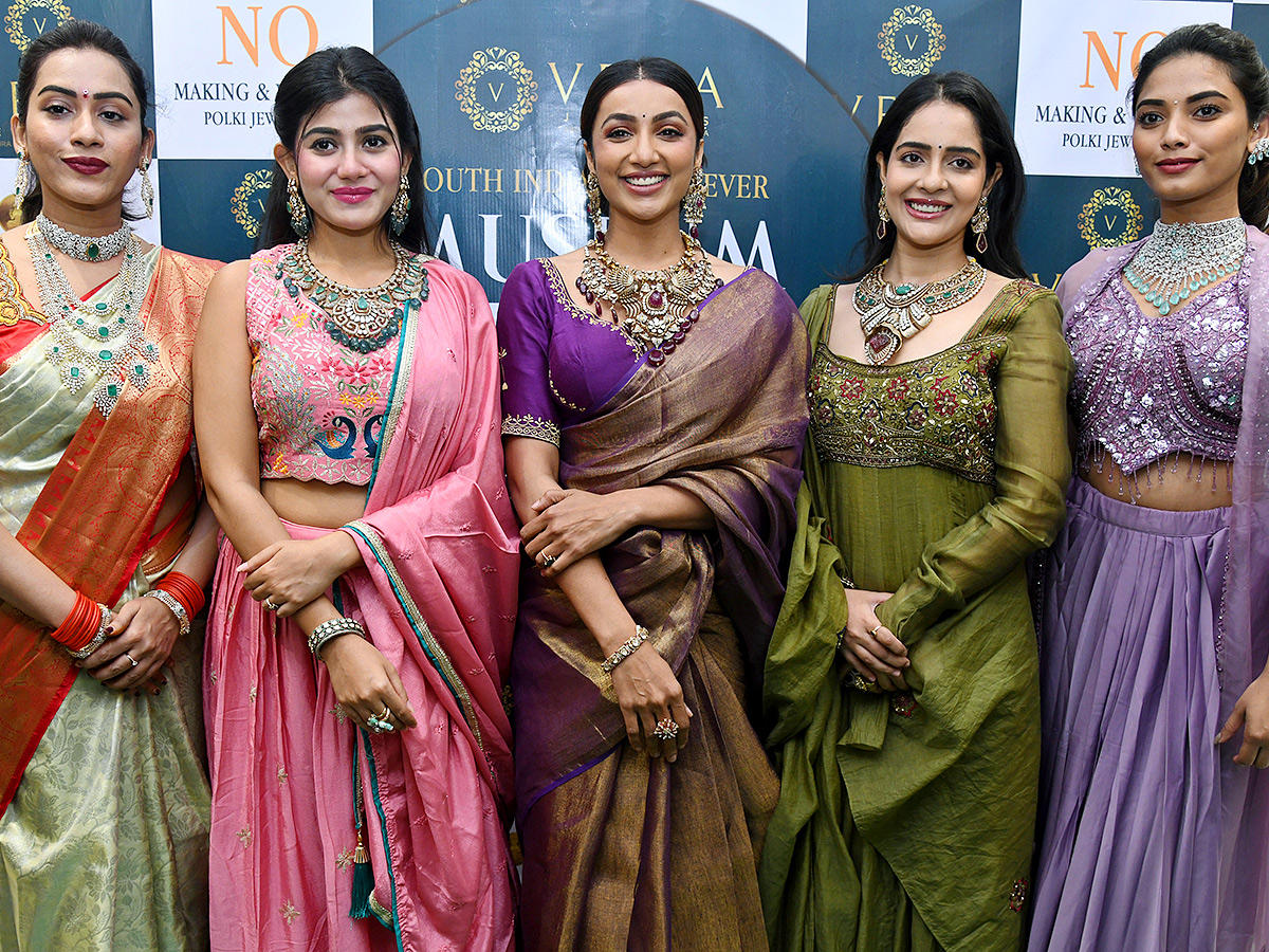 Jewellery_20Exhibition_20Hyderabad_202025__20_285_29.jpg 5