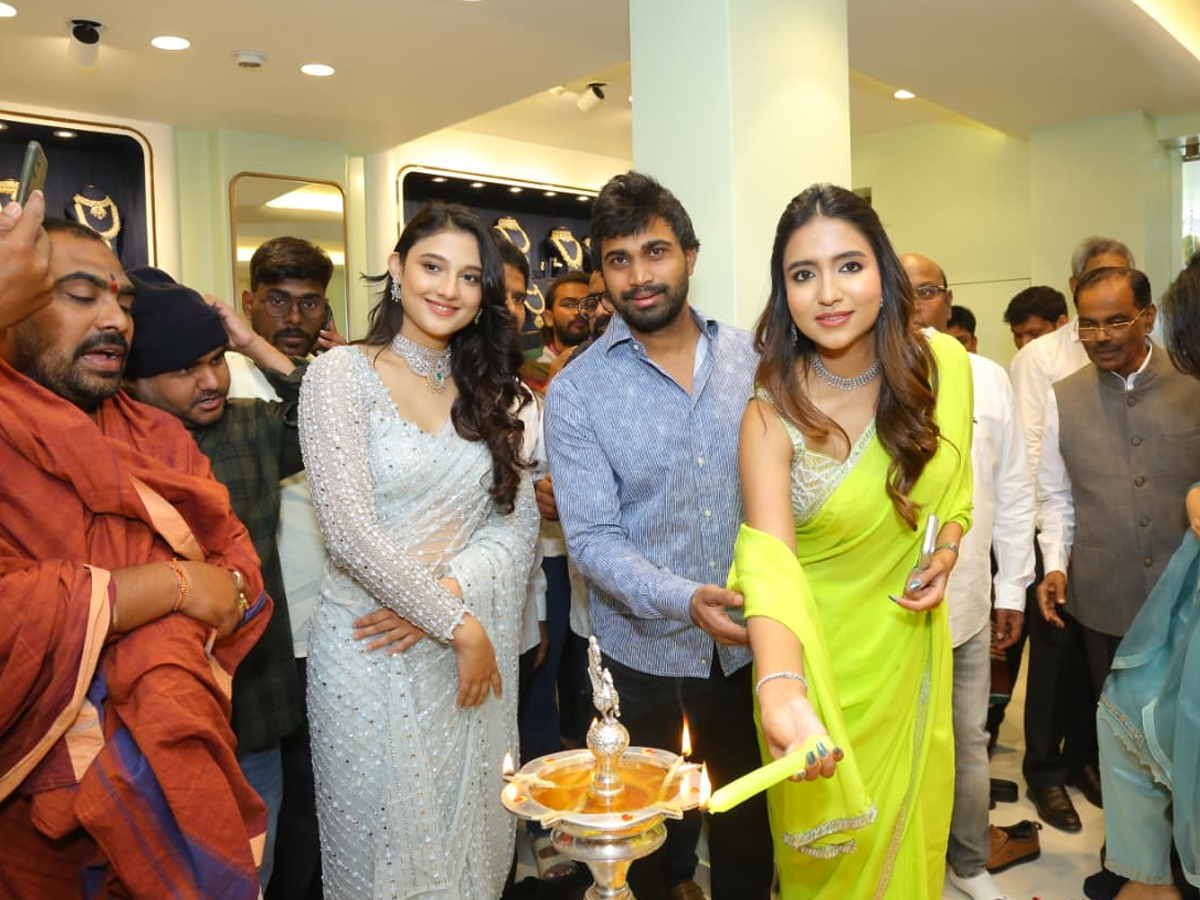 Ritika_20Nayak5.jpg 6