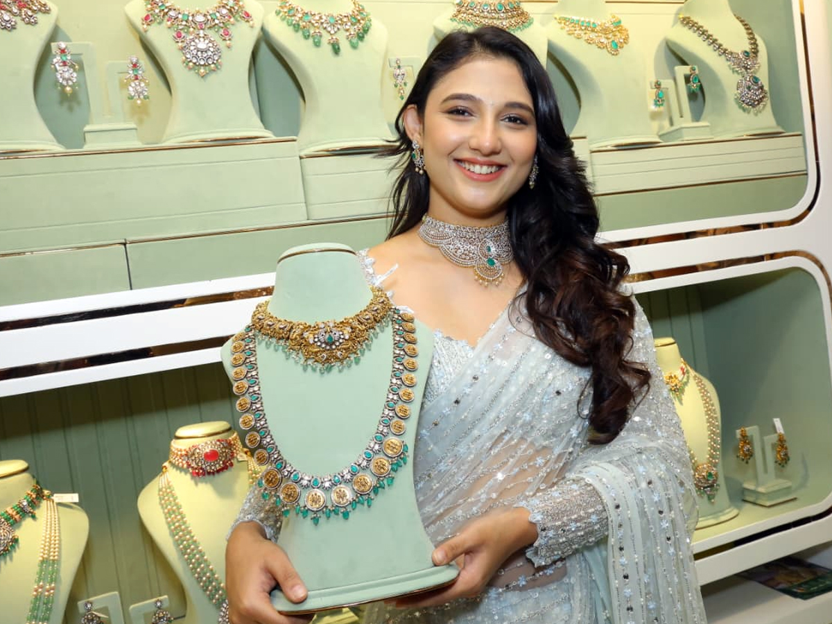 Ritika_20Nayak7.jpg 8