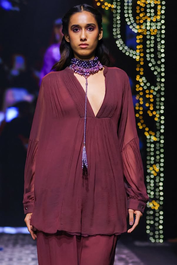 Tasva_20Grand_20Showcase_20at_20Lakme_20Fashion_20Week_20Photos_20_288_29.jpg 9