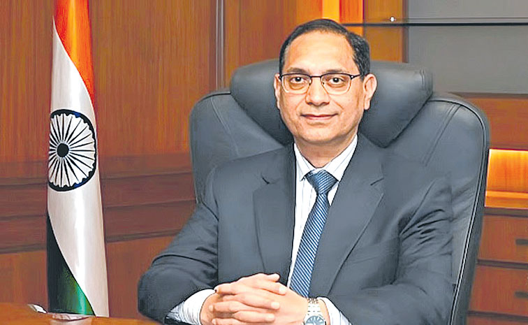 SEBI-TUHIN.jpg