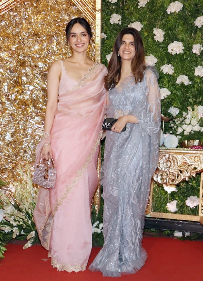 Diwali_20celebrations_202025_2015.jpg 16