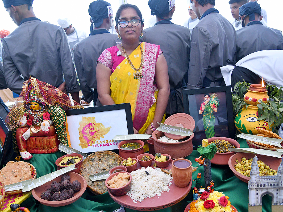 Mouth_20Watering_20Dishes_20In_20Hyderabad_20Photos__20_2812_29.jpg 12