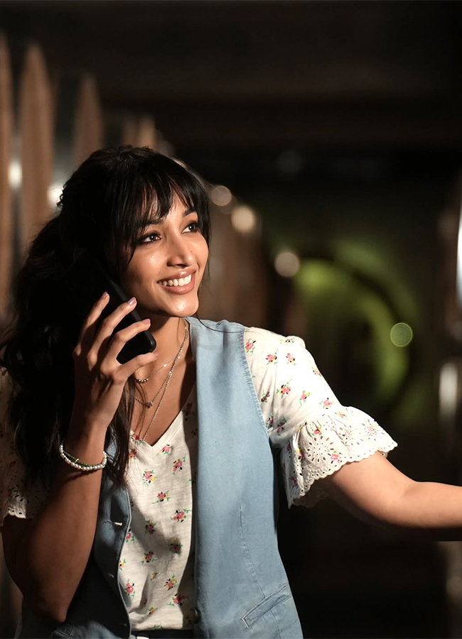 Telusu_20Kada_20Movie_20Actress_20Srinidhi_20Shetty_20HD_20Photos__20_2810_29.jpg 10