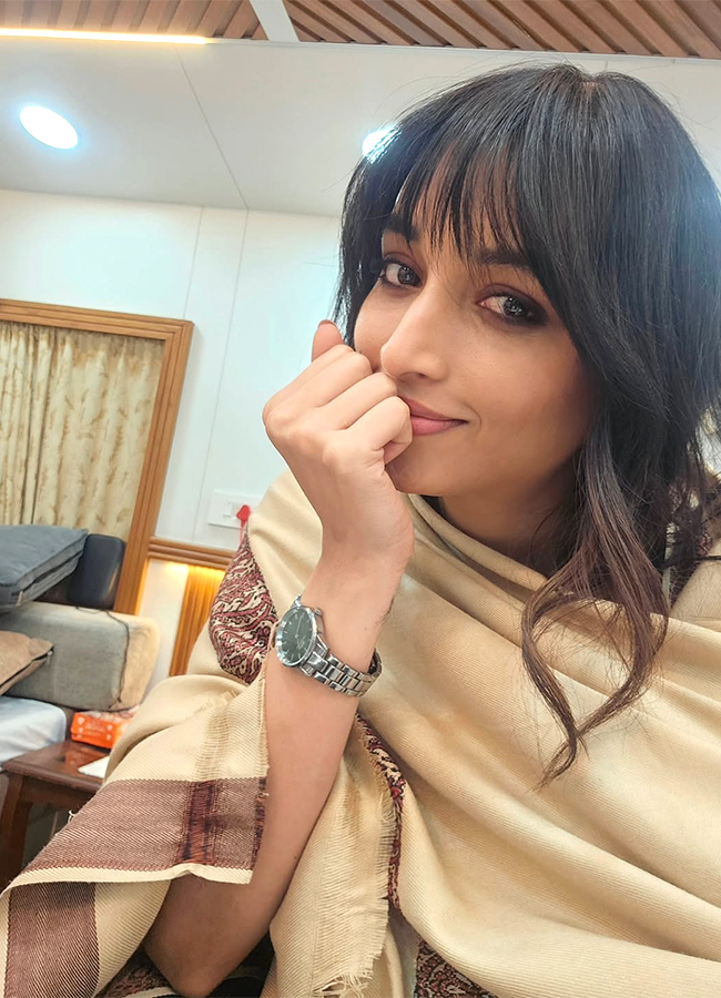 Telusu_20Kada_20Movie_20Actress_20Srinidhi_20Shetty_20HD_20Photos__20_2814_29.jpg 14