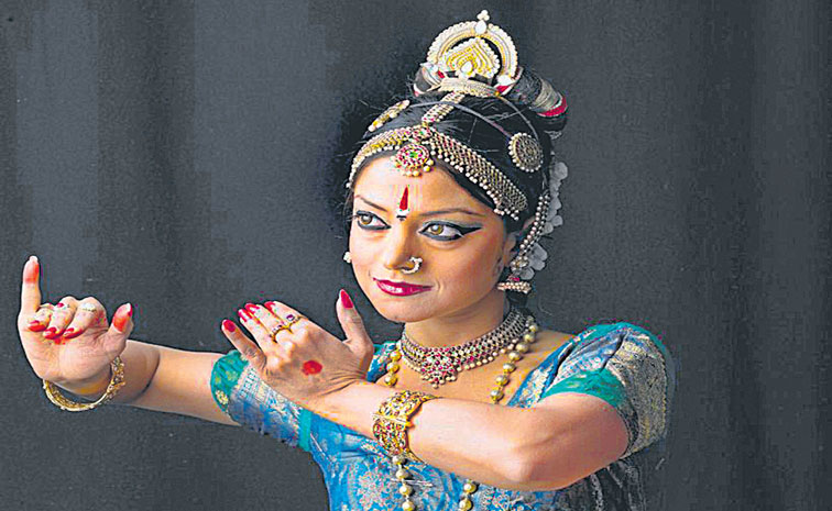 kuchipudi111.jpg