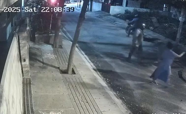 2-Men-Rob-Bengaluru-Women-C.jpg
