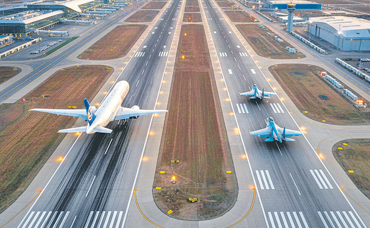 RUNWAY-1.jpg