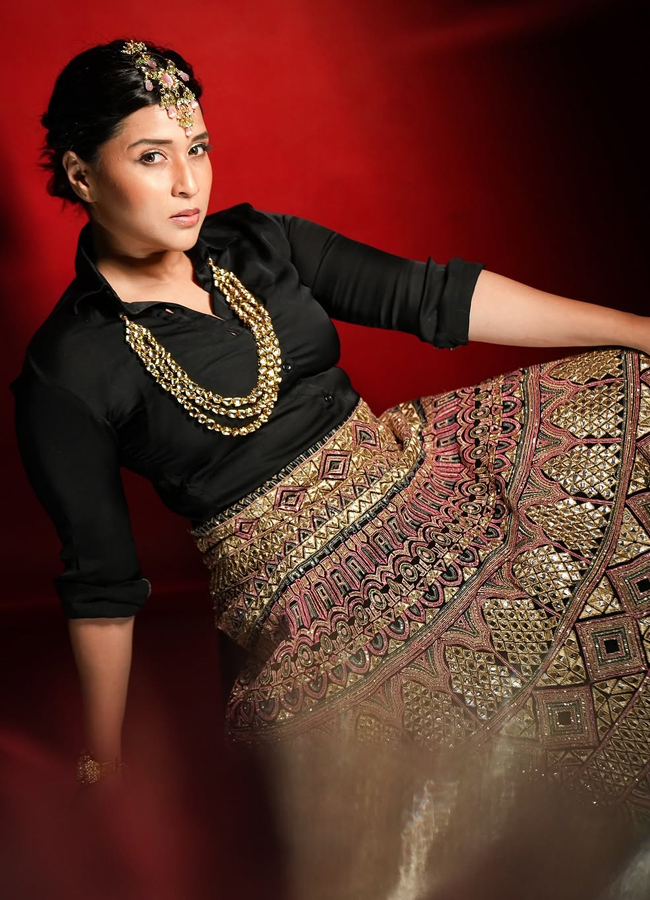 Mannara_20chopra11.jpg 12