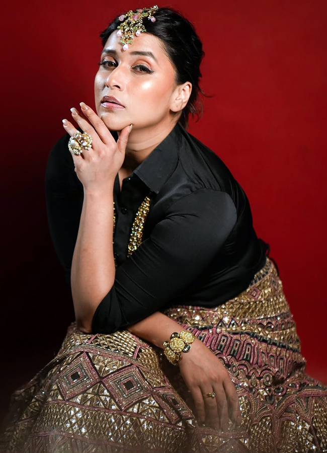 Mannara_20chopra15.jpg 16