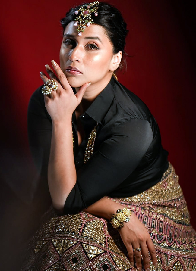 Mannara_20chopra2.jpg 3