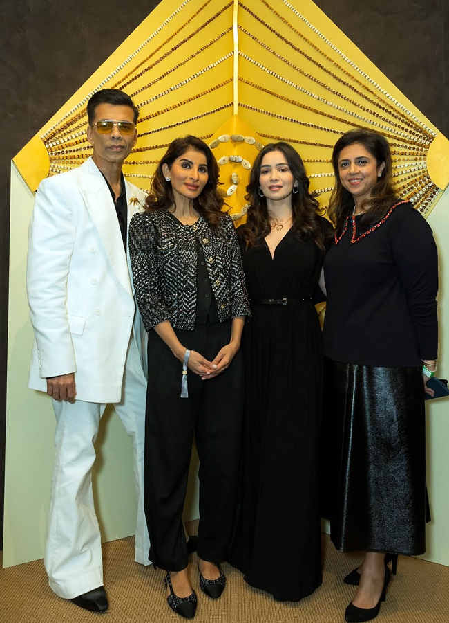 Sara_20Tendulkar_20latest4.jpg 5