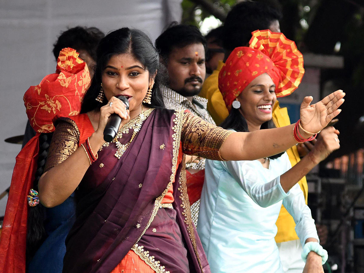 CM_20Revanth_20Reddy_20Inaugurates_20Sadar_20Festival_20at_20NTR_20Stadium_20in_20Hyderabad__20_2820_29.jpg 20