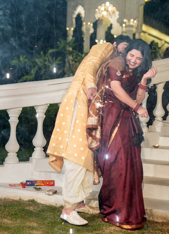 Diwali_20celebrations_20from_20tollywood9.jpg 10