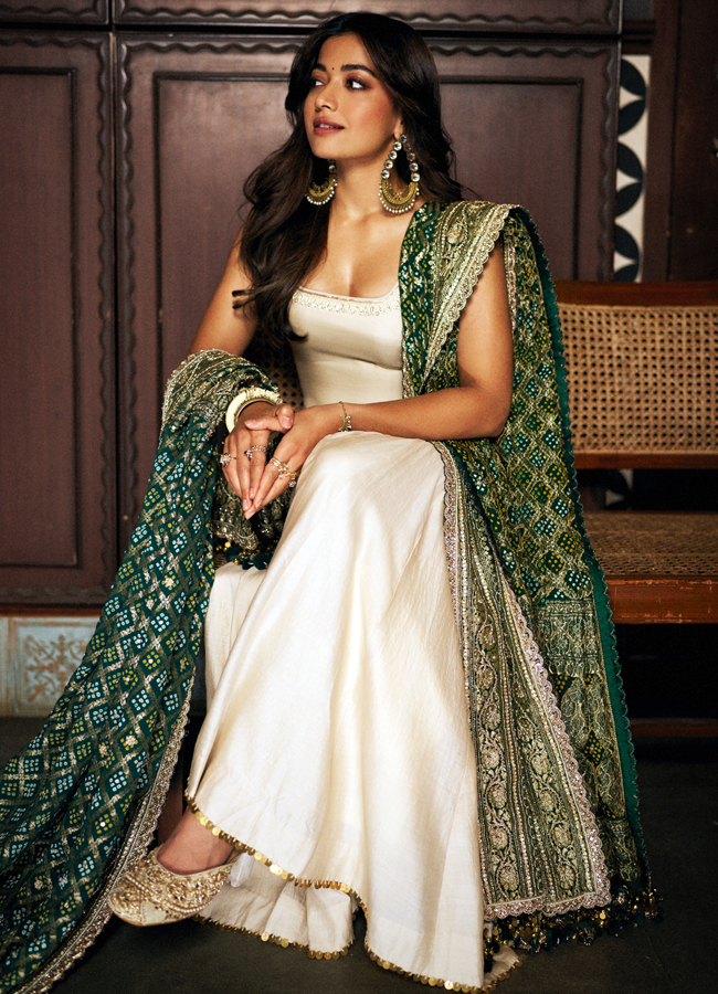 tollywood_20actress_20diwali2.jpg 3