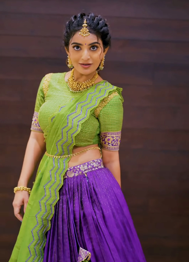 tollywood_20actress_20diwali6.jpg 7