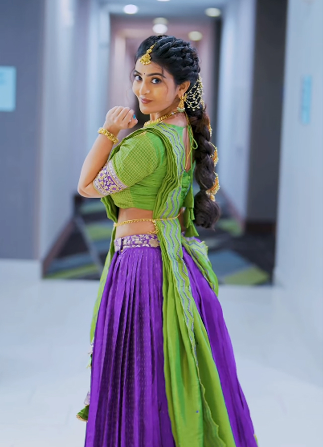 tollywood_20actress_20diwali7.jpg 8