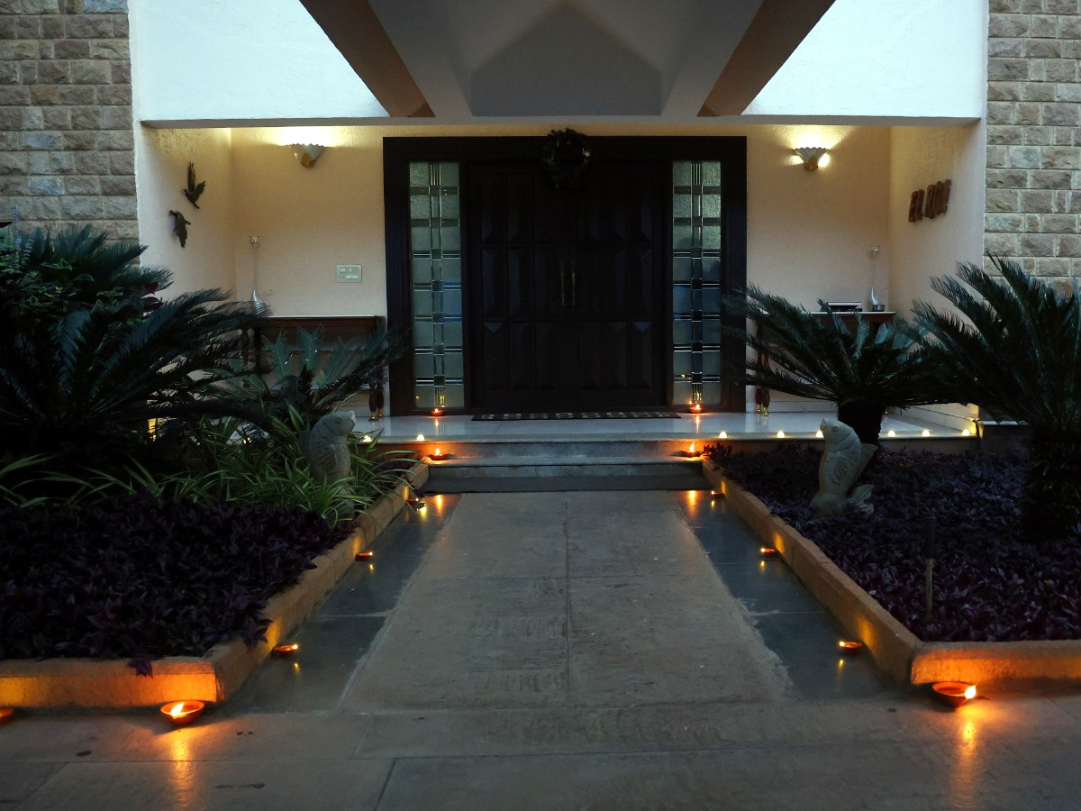 ys_20jagan_20sir_20diwali_20celebrations1.jpg 5