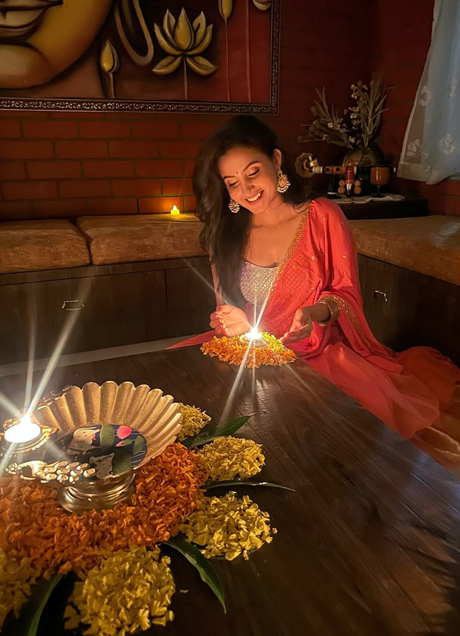 Baby_20Heroine_20diwali_20celebrations17.jpg 18