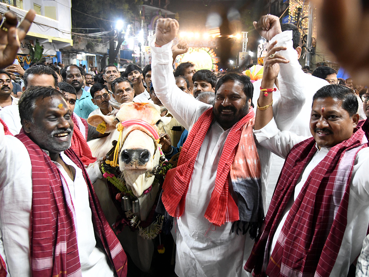 Sadar_20Festival_202025_20Celebrations_20In_20Hyderabad_20Photos__20_2814_29.jpg 14