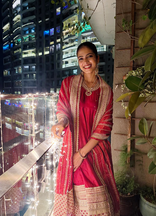 Malavika_20mohanan1.jpg 2