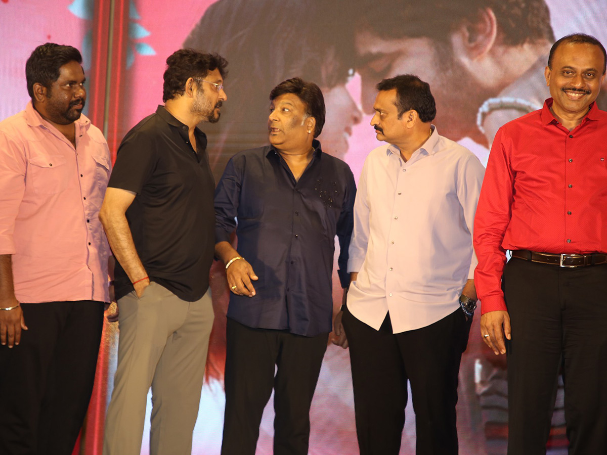 Telusu_20Kada_20Movie_20Success_20Meet_20Photos__20_287_29.jpg 7