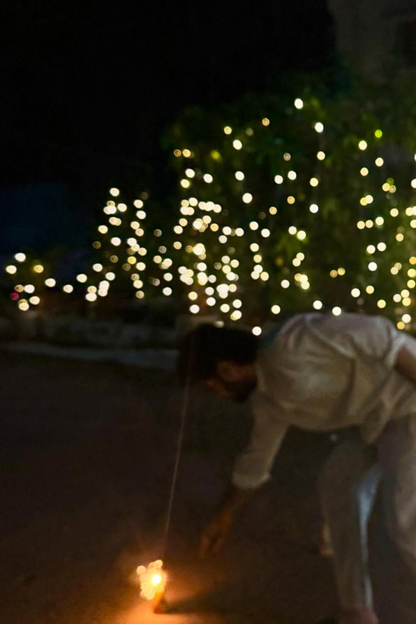Actor_20Nithiin_20Diwali_20Celebrations_20With_20His_20Wife_20Shalini_20Kandukuri_20Photos_20_285_29.jpg 7