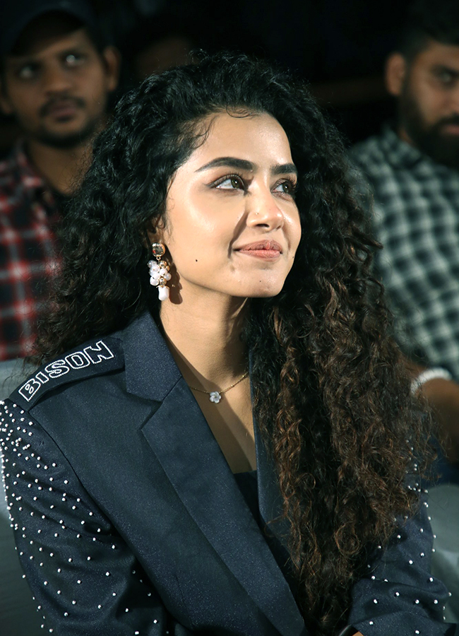Actress_20Anupama_20Parameswaran_20Bison_20Movie_20Press_20Meet_20HD_20Pics__20_2811_29.jpg 11