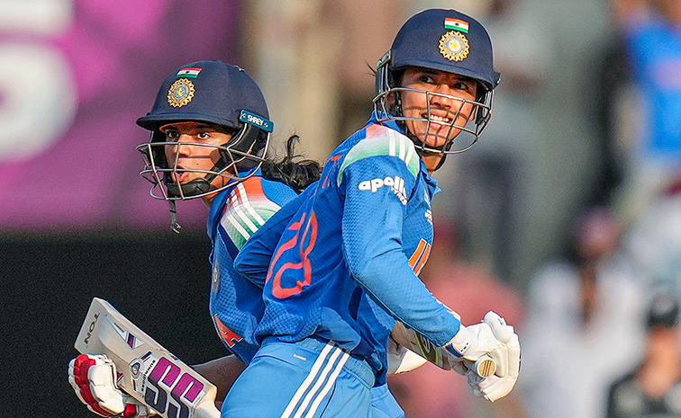 Smriti-Mandhana.jpg