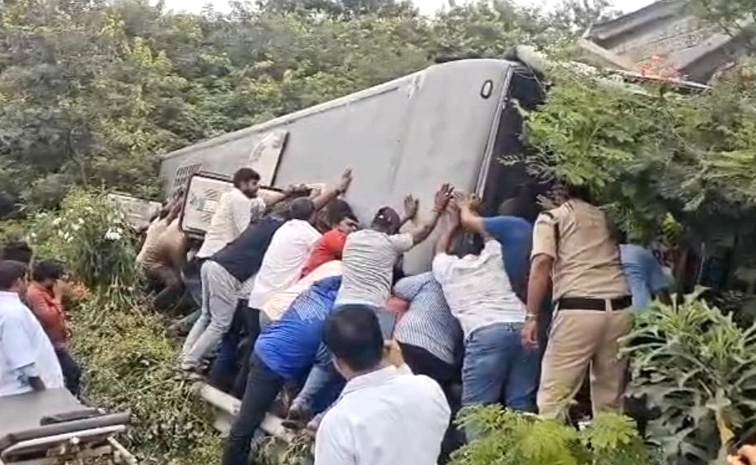 Hyd-Bus.jpg
