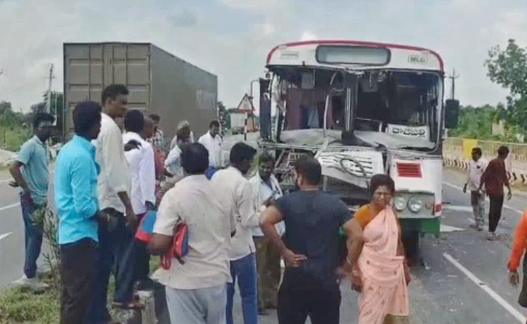 busaccident1.jpg