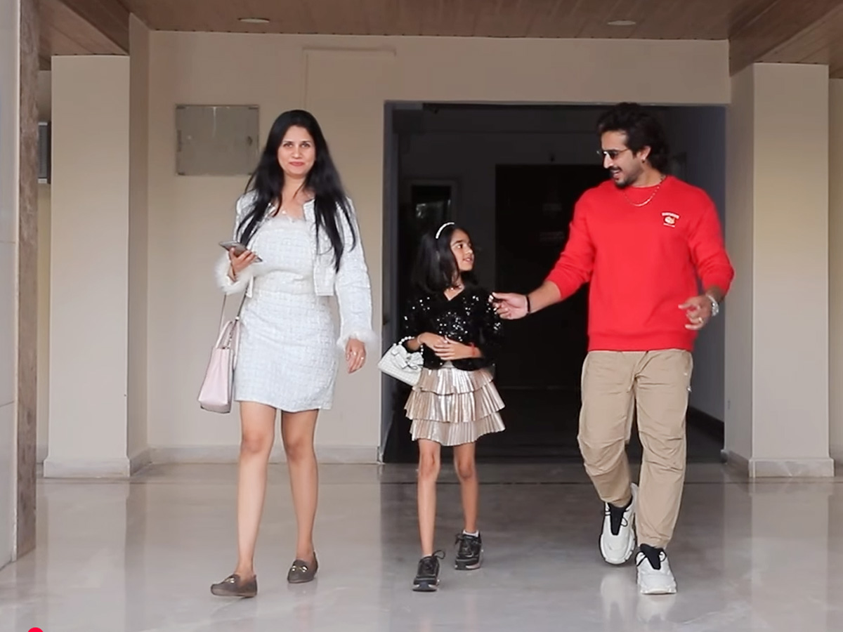Anchor_20Ravi_20daughter_20Birthday_2015.jpg 16