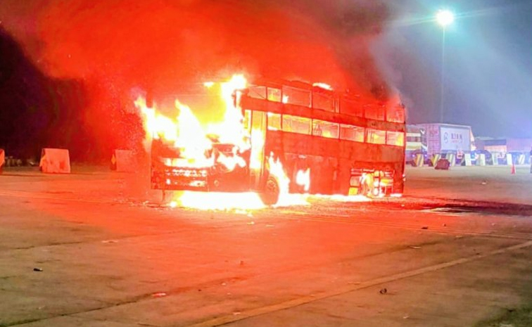 sleeper_20bus.jpg