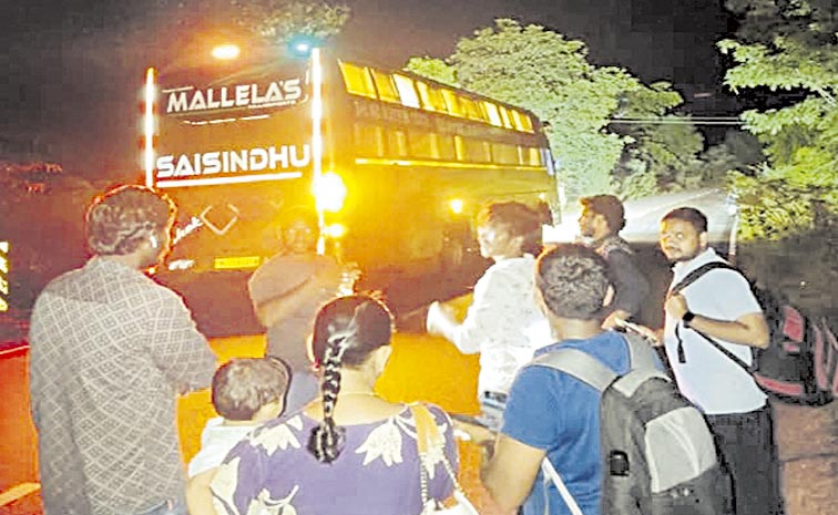 BUS1.jpg
