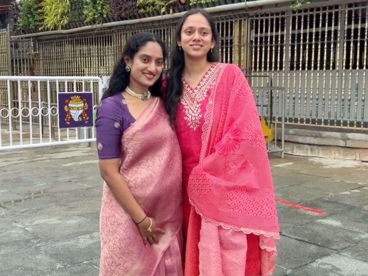 Prabhas_20sister_20in_20tirumala8_0.jpg 9