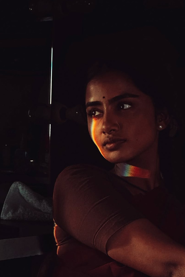 Actress_20Anupama_20Parameswaran_20Without_20Makeup_20In_20Bison_20Movie_20Photos_20_2815_29.jpg 16