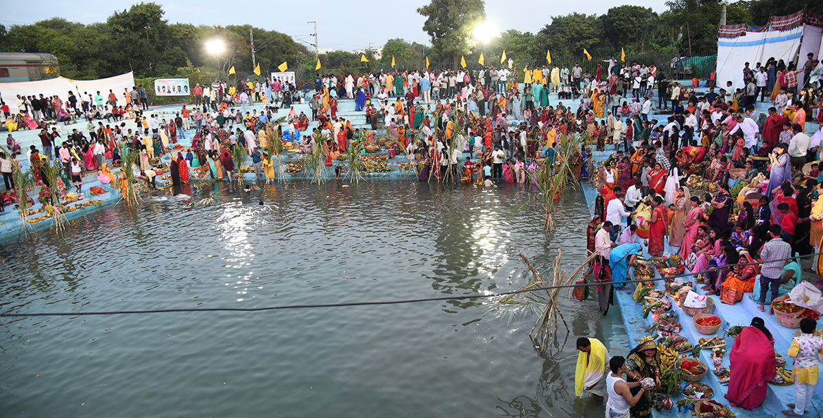 Chhath_20Puja_202025_20in_20Hyderabad_20__20_2810_29.jpg 10