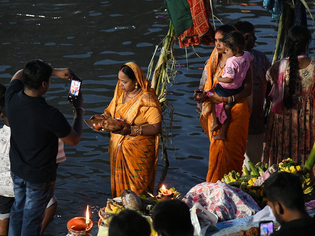 Chhath_20Puja_202025_20in_20Hyderabad_20__20_282_29.jpg 2