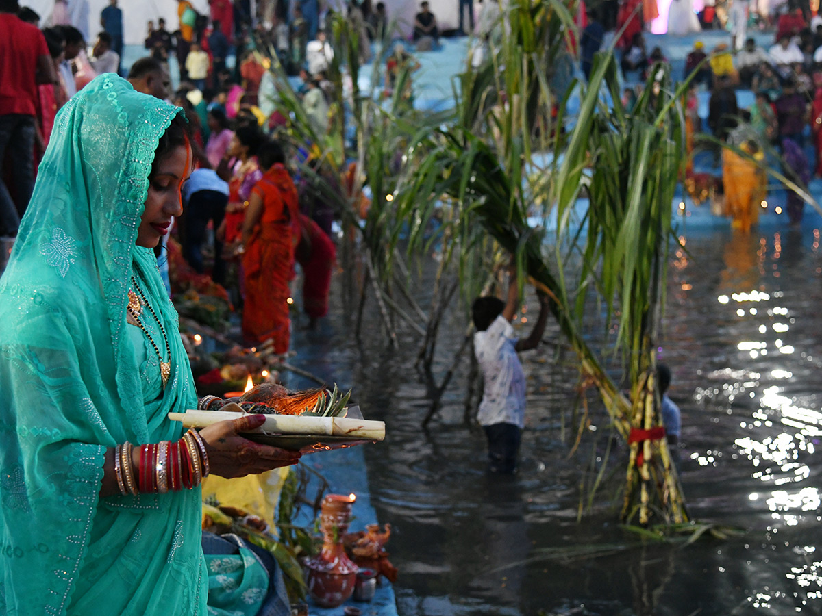 Chhath_20Puja_202025_20in_20Hyderabad_20__20_288_29.jpg 8