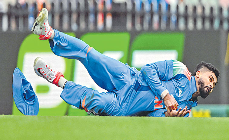 SHREYAS-IYER-INJURY.jpg