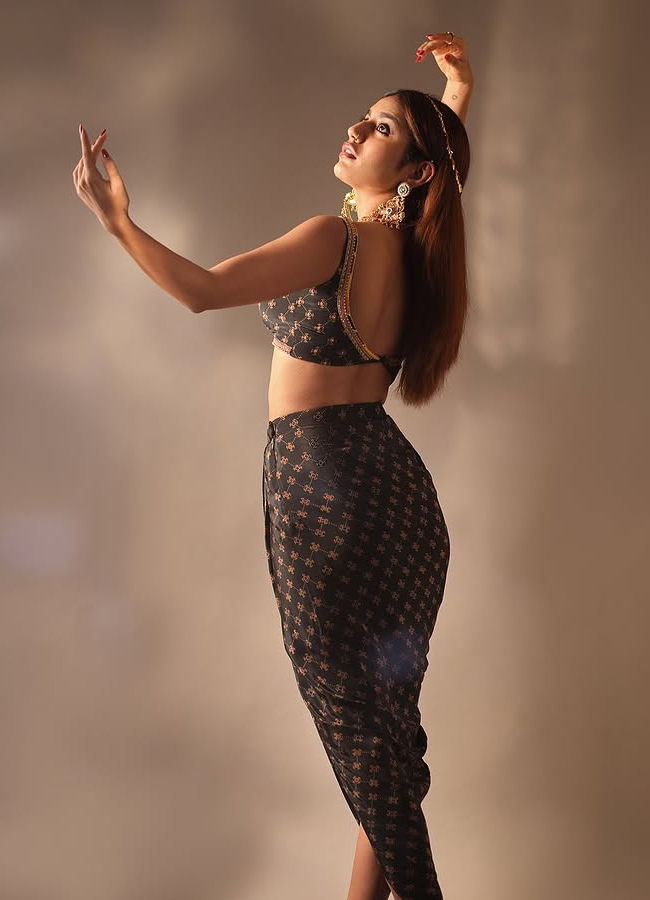 Priyaprakash_20warrier_20birthday12.jpg 13