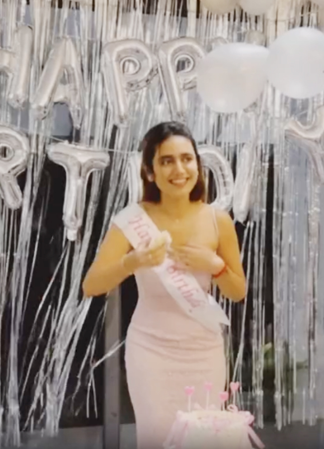 Priyaprakash_20warrier_20birthday4.jpg 5