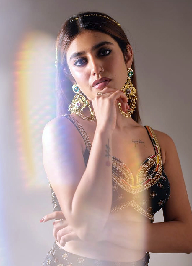 Priyaprakash_20warrier_20birthday8.jpg 9