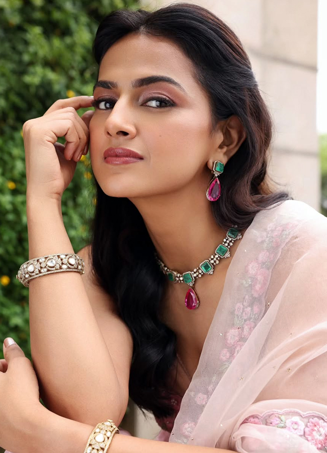 Shradda_20Srinath6.jpg 7