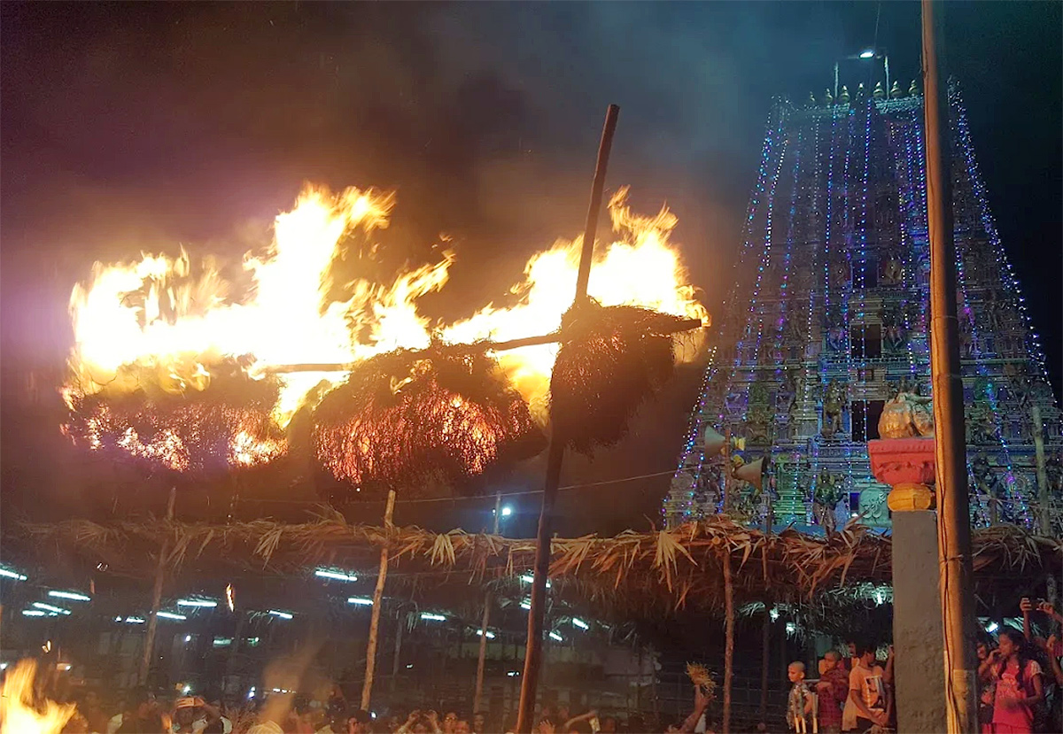 Somaramam_20Sri_20Someswara_20swamy_20Temple_20in_20Bhimavaram__20_2818_29.jpg 18