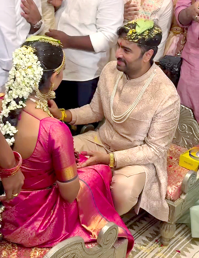 Nara_20Rohith_20Wedding_20Photos__20_286_29.jpg 6